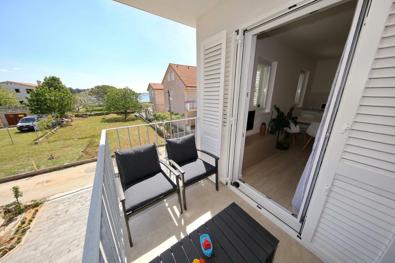 Valadar Apartments Privlaka  Exterior foto